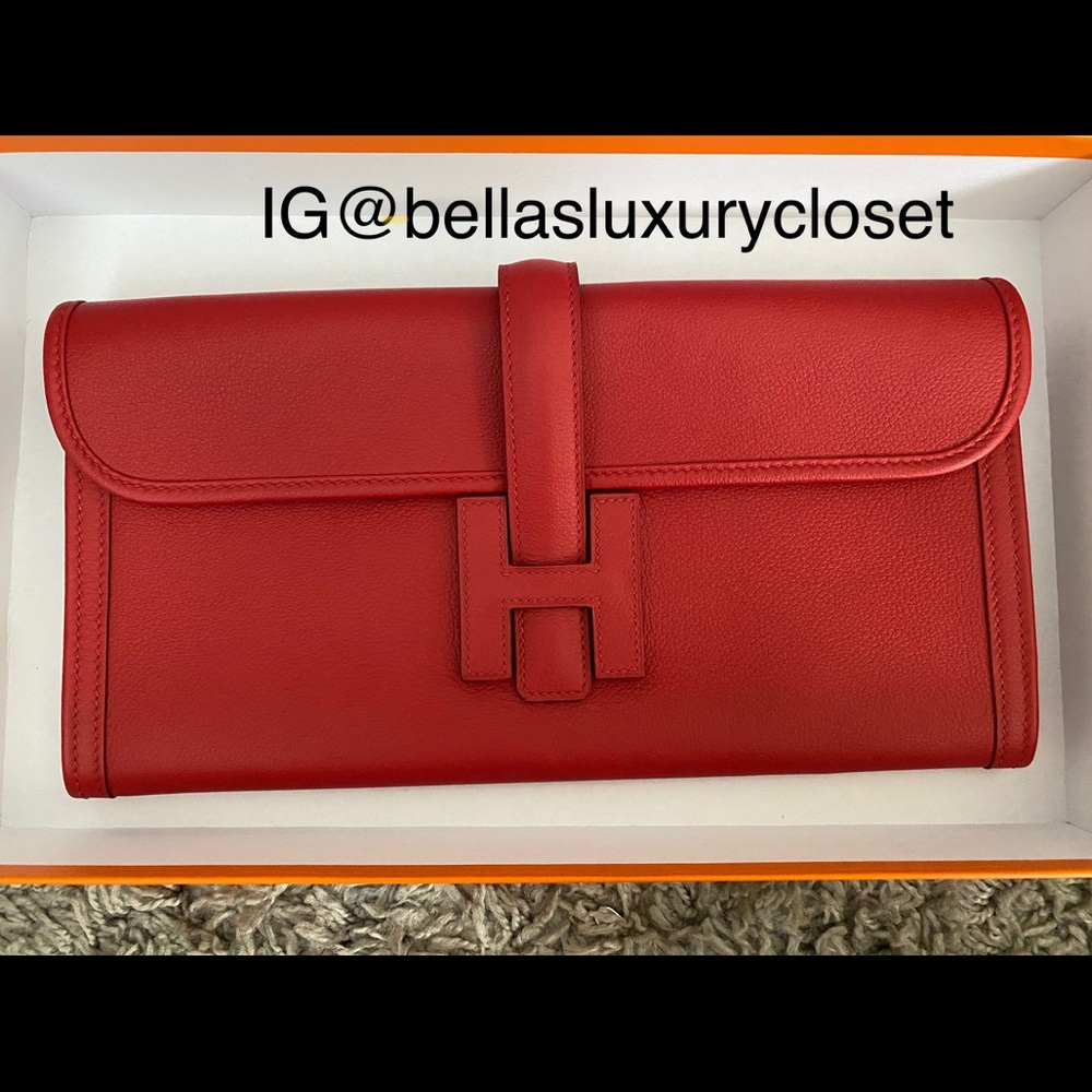 Hermès Jige clutch in rouge piment